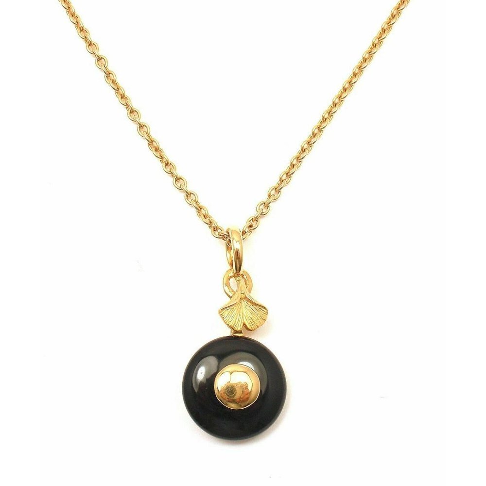 New! Authentic Carrera Y Carrera 18k Yellow Gold Ginkgo Onyx Pendant Necklace​